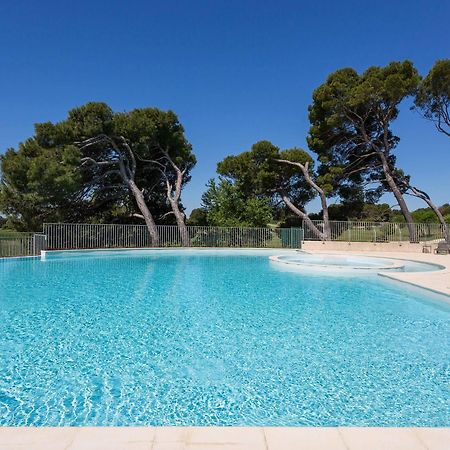 Madame Vacances Domaine Du Provence Country Club Service Premium Saumane-de-Vaucluse Exterior foto